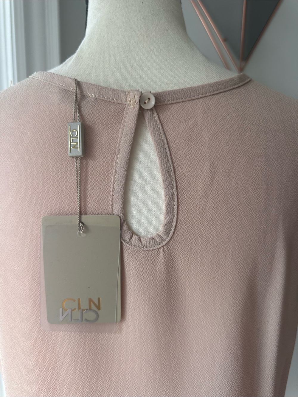 NWT CLN Blush Pink Mauve Embroidered Sleeveless Lace Tank Top Blouse Size Medium - Picture 9 of 13